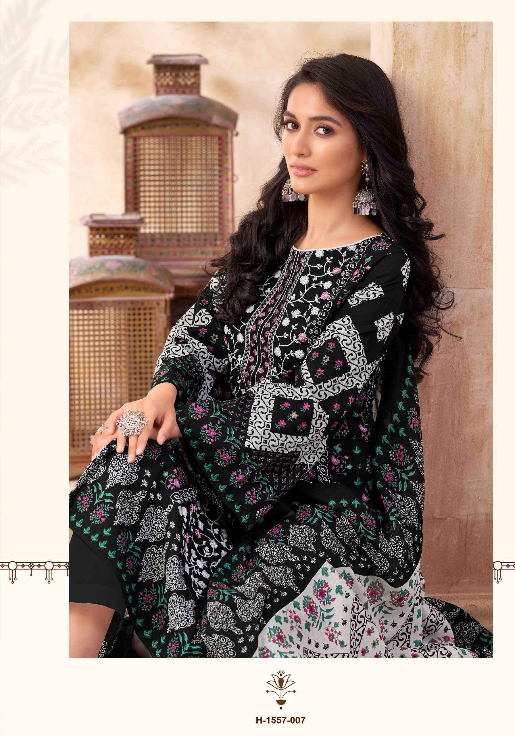 Alok Suit Qudrat Black And White Suits ( 8 Pcs Catalog )