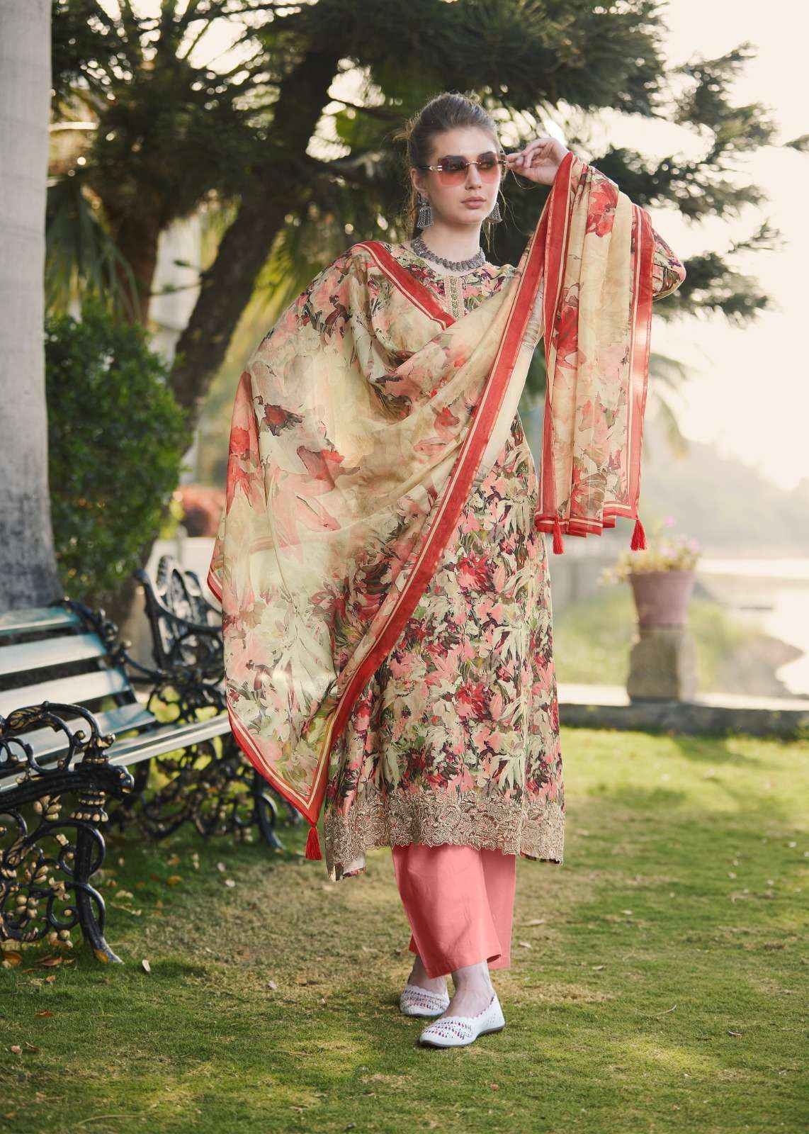 PRM TRENDZ INAAYA MUSLIN SILK DIGITAL PRINT WITH FANCY WORK SUIT (8 pcs catalog )