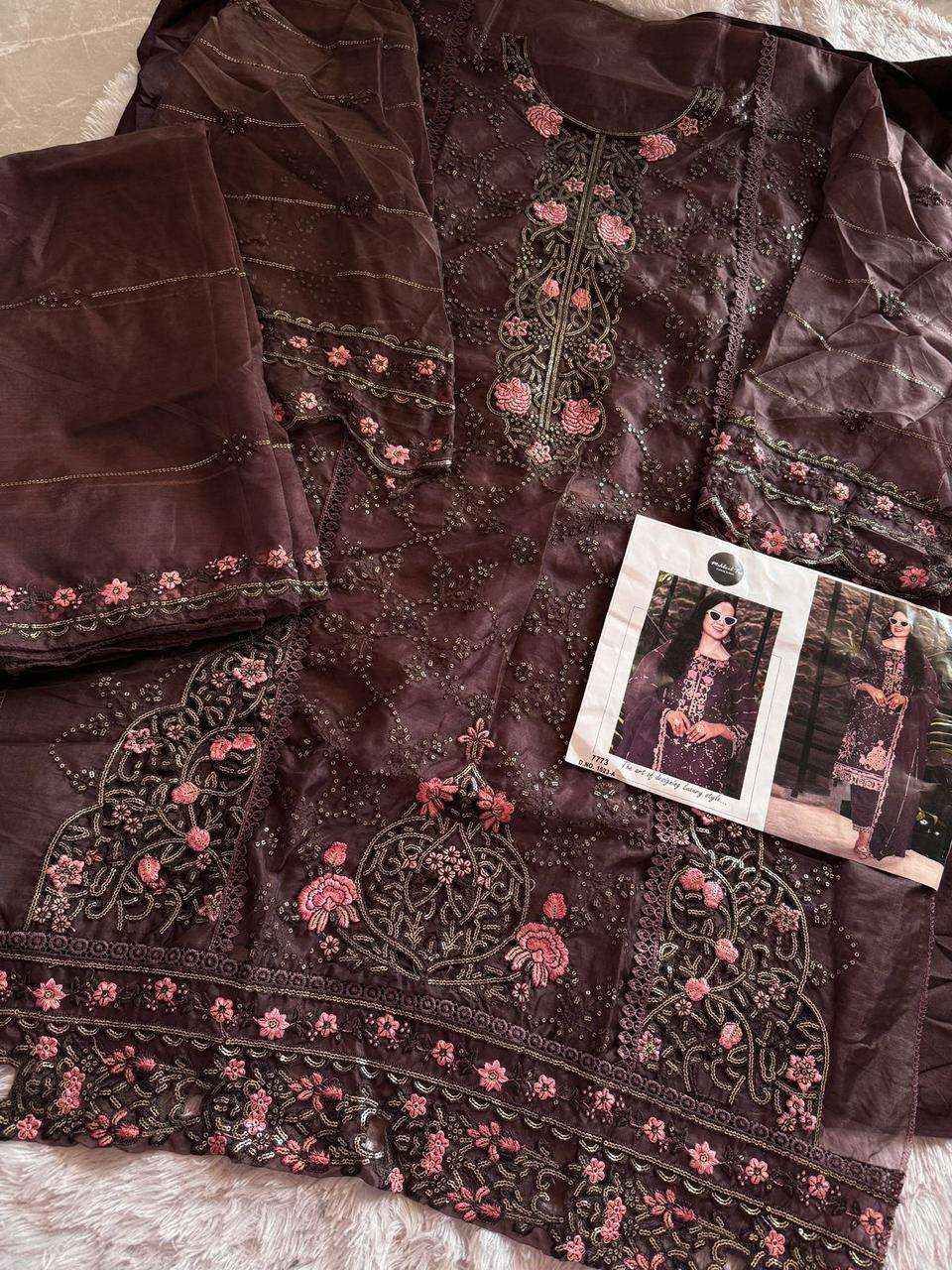 MEHBOOB TEX DESIGN NO - 1523 ABCD ORGANZA HEAVY EMBROIDERED HAND WORK PARTY WEAR WHOLESALE PRICE ( 4 PCS CATALOG )