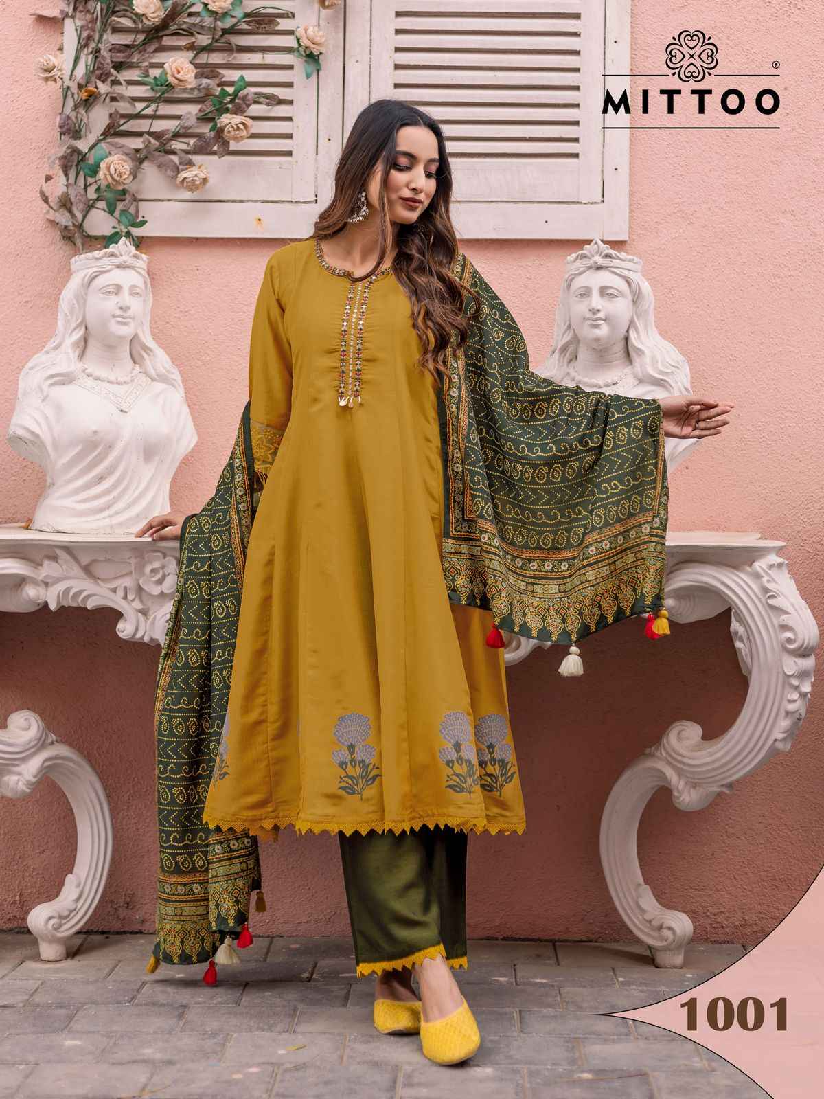 Mittoo Fashion Baarati Vichitra Designer Deadymade Suits ( 4 Pcs Catalogue )
