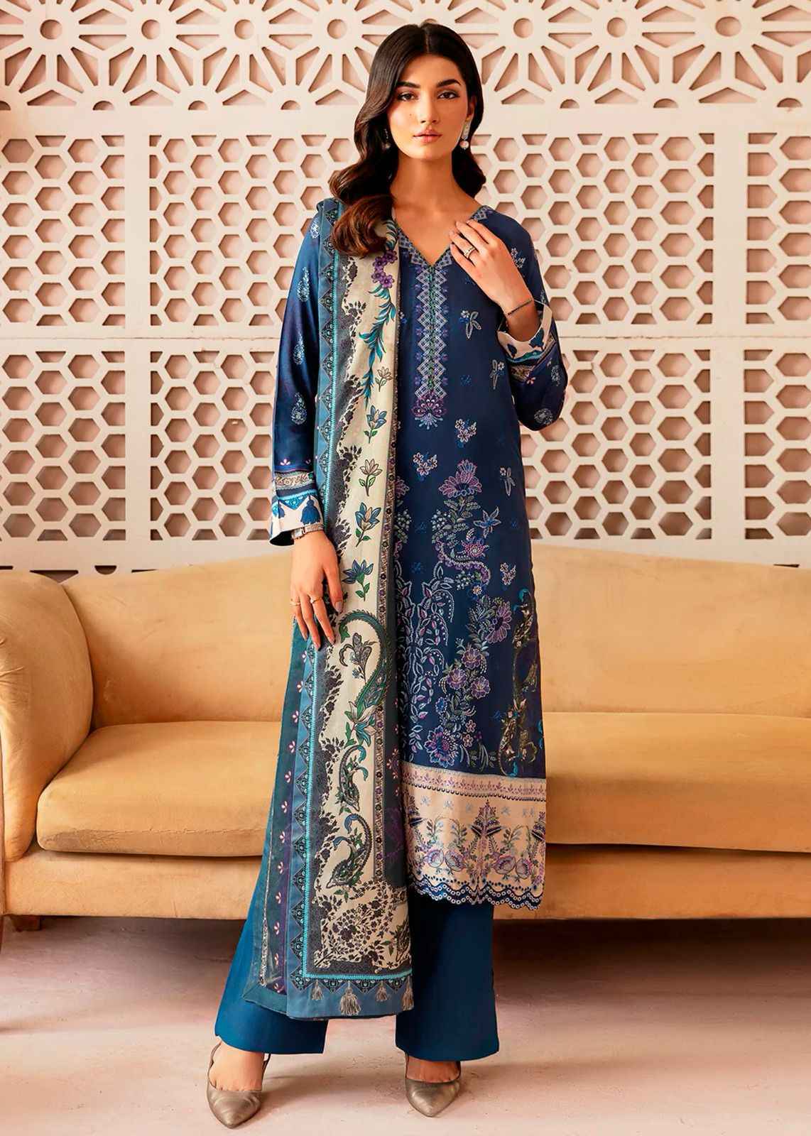 Aabyaan Ruhaniyat Vol 7 - Wholesale Cotton Pakistani Suits ( 6 pcs Catalogue )