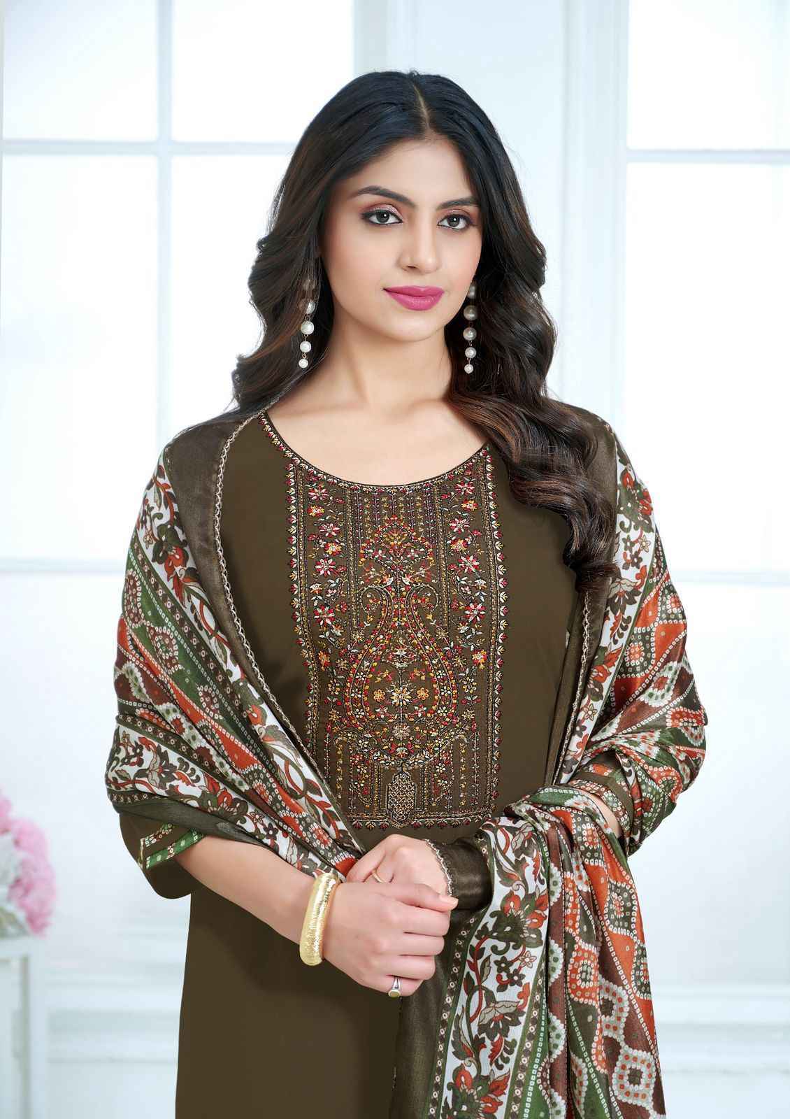 Hala Nigaar Vol 2 Rayon Dress Material Wholesale Price ( 8 pcs Catalogue )