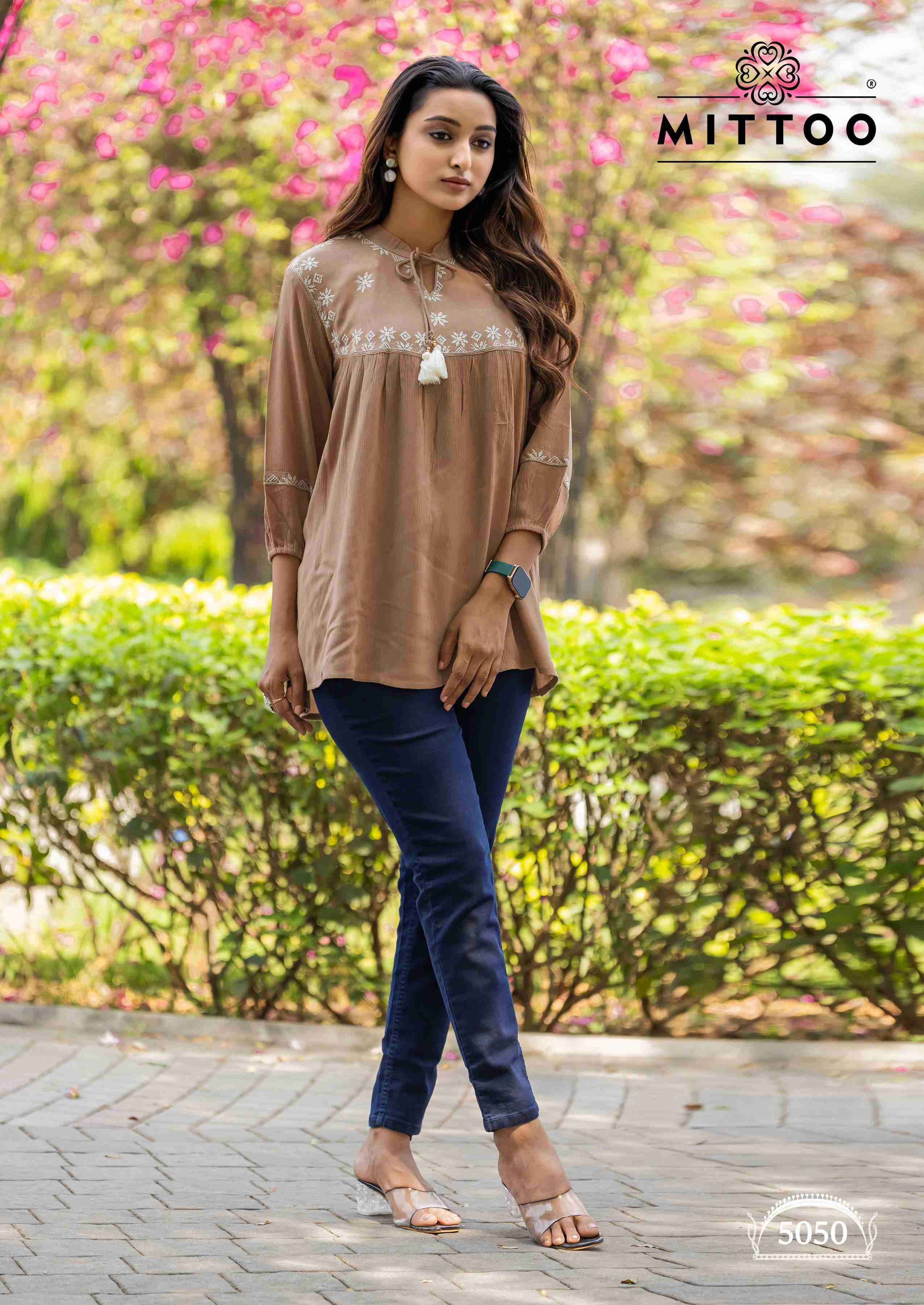 Mittoo Victoria Vol 9 Rayon Short Tops ( 6 Pcs Catalogue )