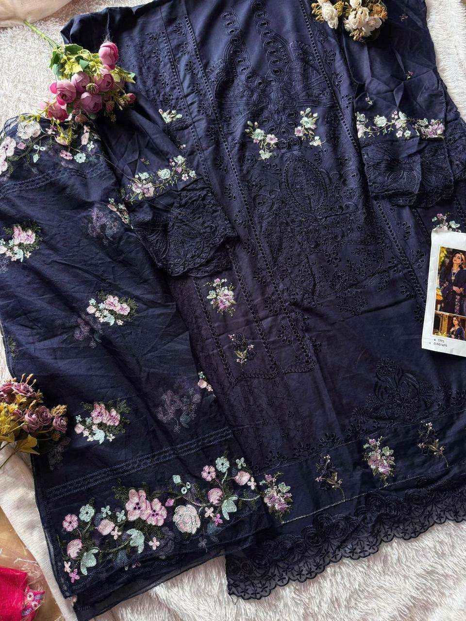 MEHBOOB TEX DESIGN NO - 1675 PURE COTTON PRINT HEAVY SELF EMBROIDERED PAKISTANI DRESS MATERIAL WHOLESALE RATE ( 3 PCS CATALOG )