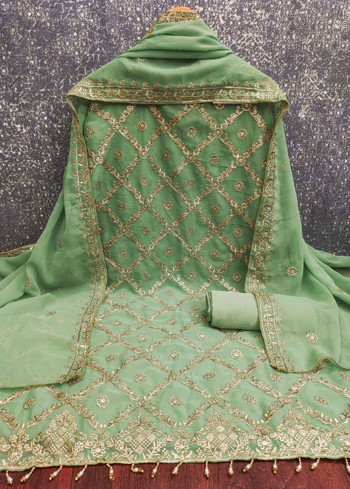 Siyapati Naira Vol-120 ORIGINAL GRORGETTE WITH JARI WORK NON CATALOGUE ( 7 Pcs Catalogue )