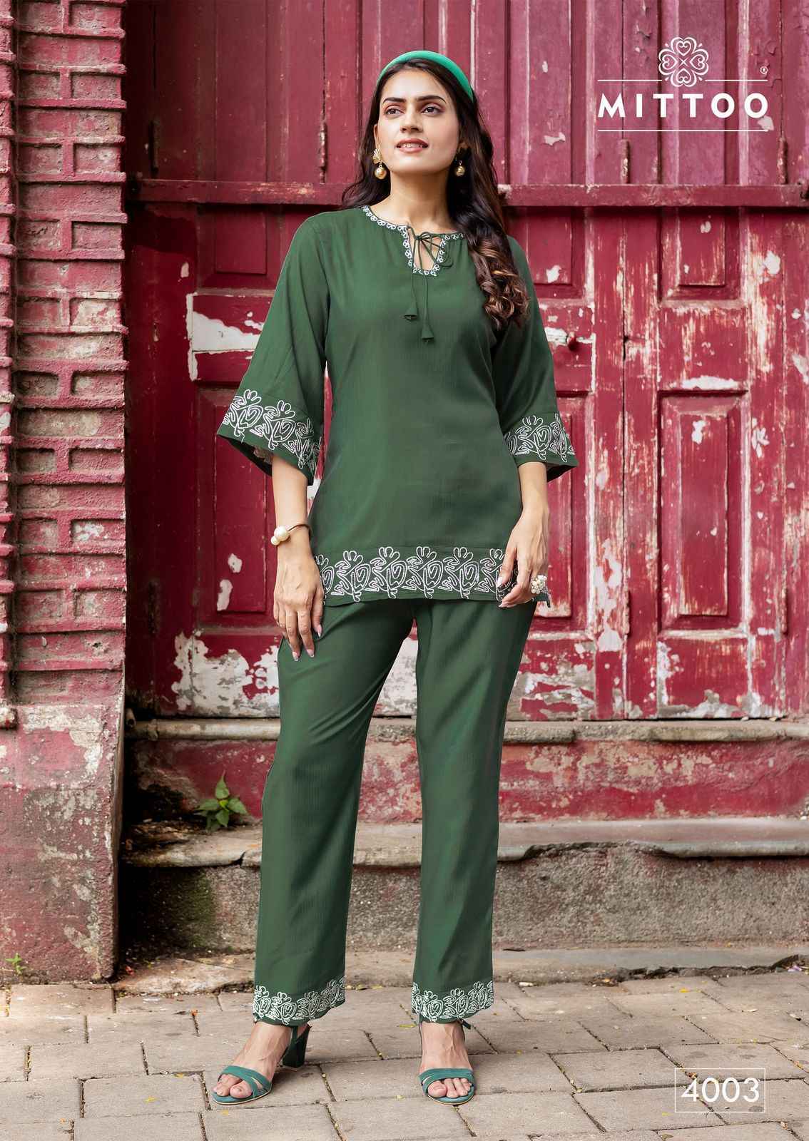 Mittoo Classic Viscose Weaving Co Ord Set Wholesale Catalog Price ( 5 pcs Catalogue )
