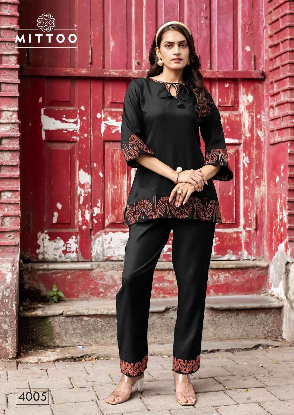 Mittoo Classic Viscose Weaving Co Ord Set Wholesale Catalog Price ( 5 pcs Catalogue )