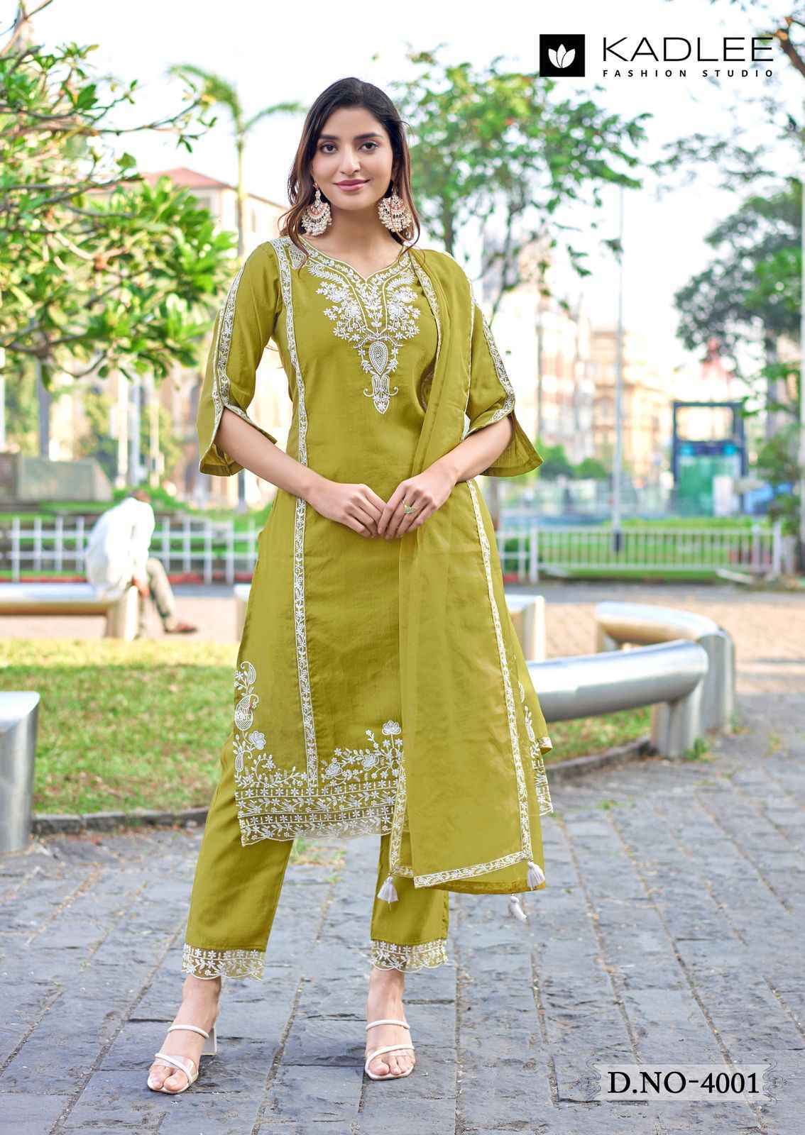 Kadlee Risha Viscose Kurti Combo Collection ( 6 Pcs Catalog )