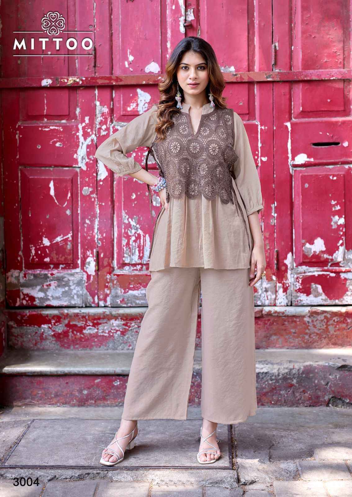 Mittoo Beauty Line Viscose Kurti Combo _ Wholesale Kapda Bazaar ( 4 Pcs Catalog )