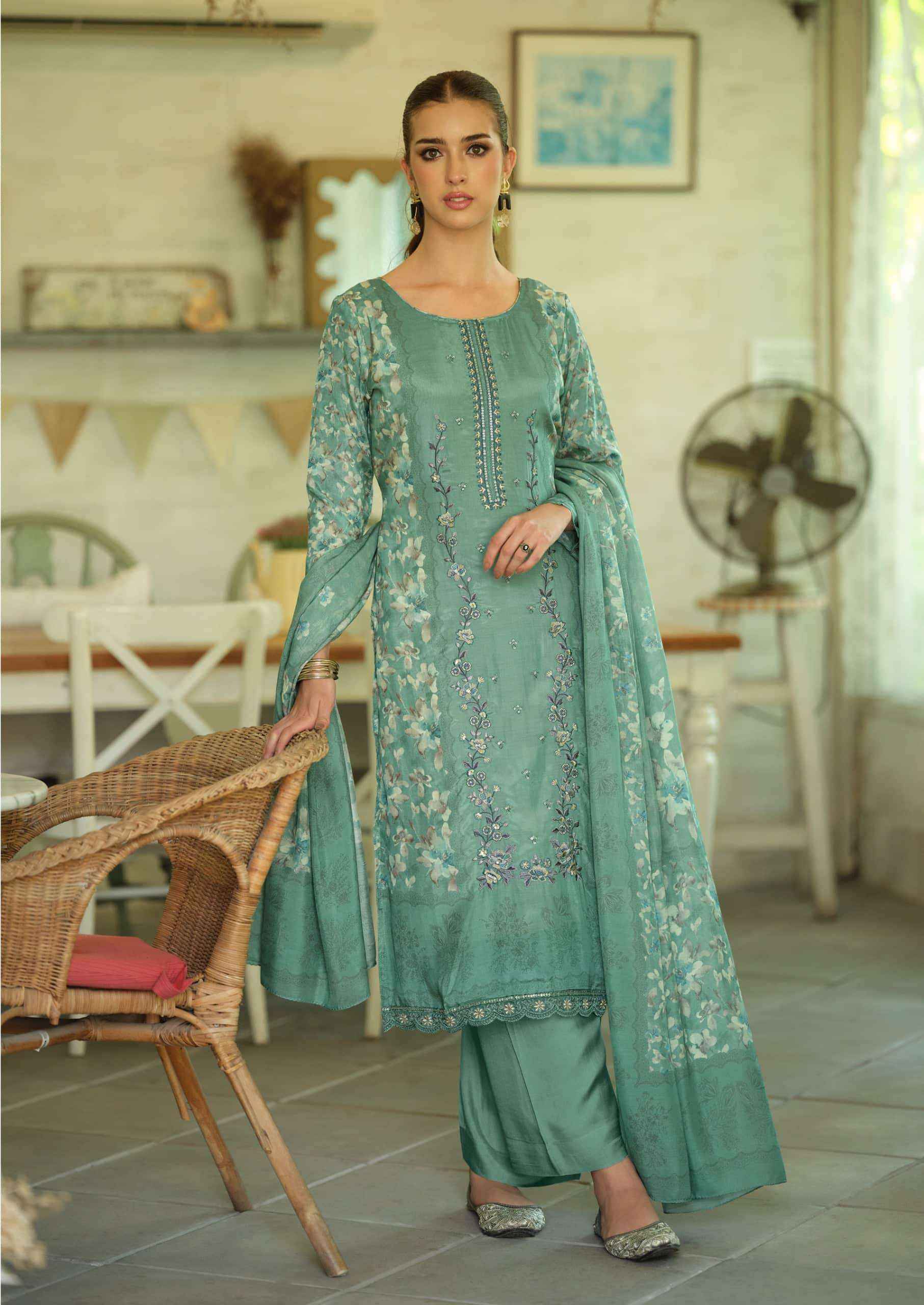 The Harmitage Shop Mazdaar Exclusive Designer Lawn Dress _ Surat Textile Bazaar ( 4 Pcs Catalog )
