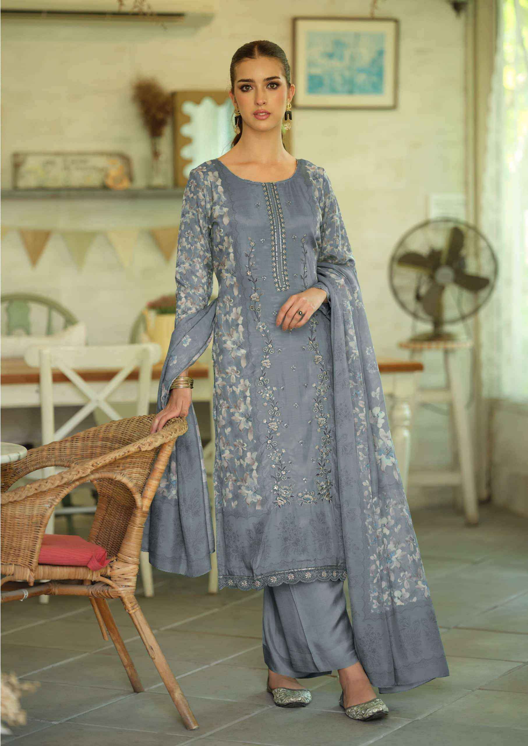 The Harmitage Shop Mazdaar Exclusive Designer Lawn Dress _ Surat Textile Bazaar ( 4 Pcs Catalog )
