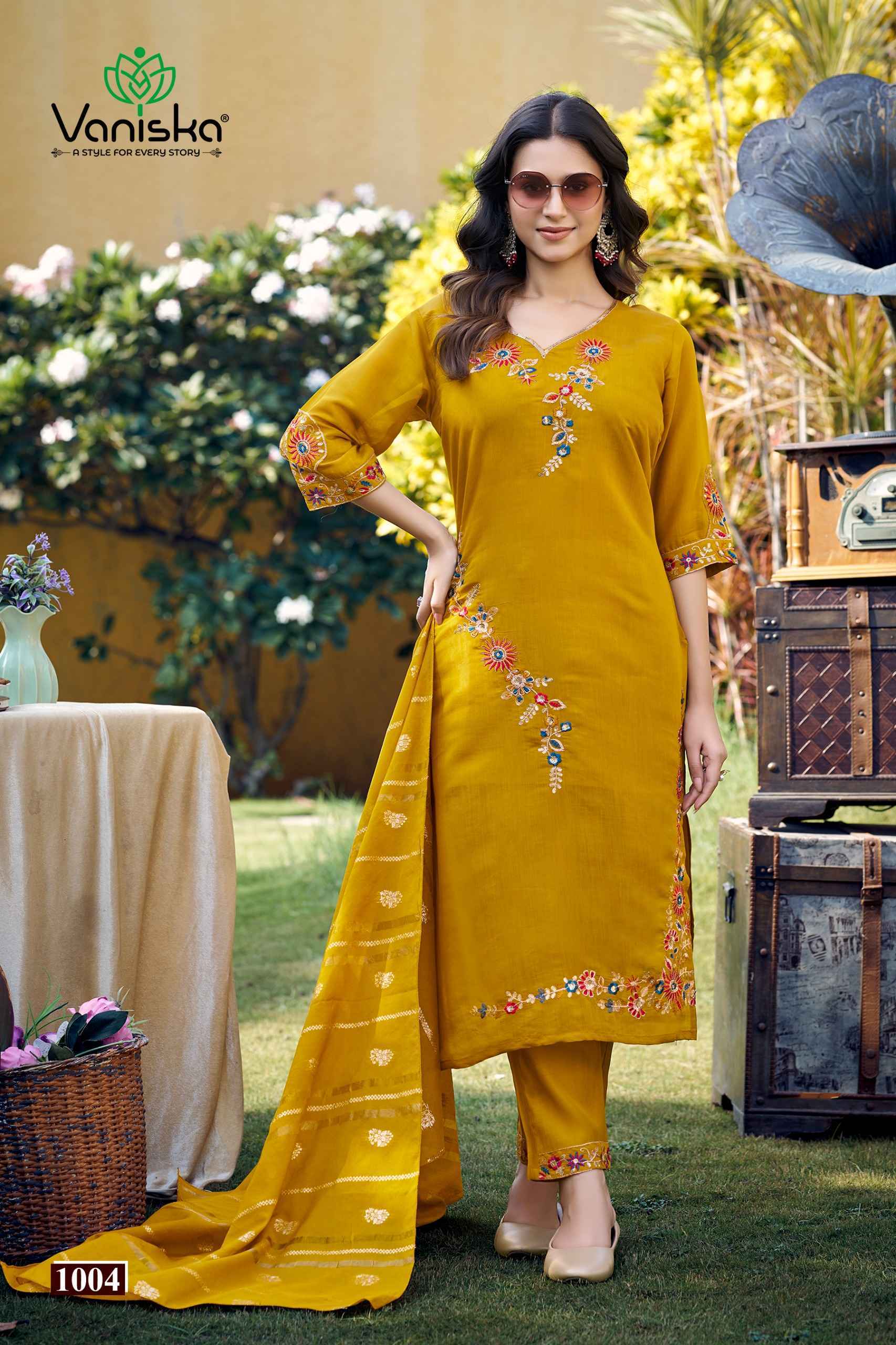 Vaniska Fashion Gulzar Chanderi Silk Kurti Combo 6 pcs Catalog | Wholesale Cloth Market