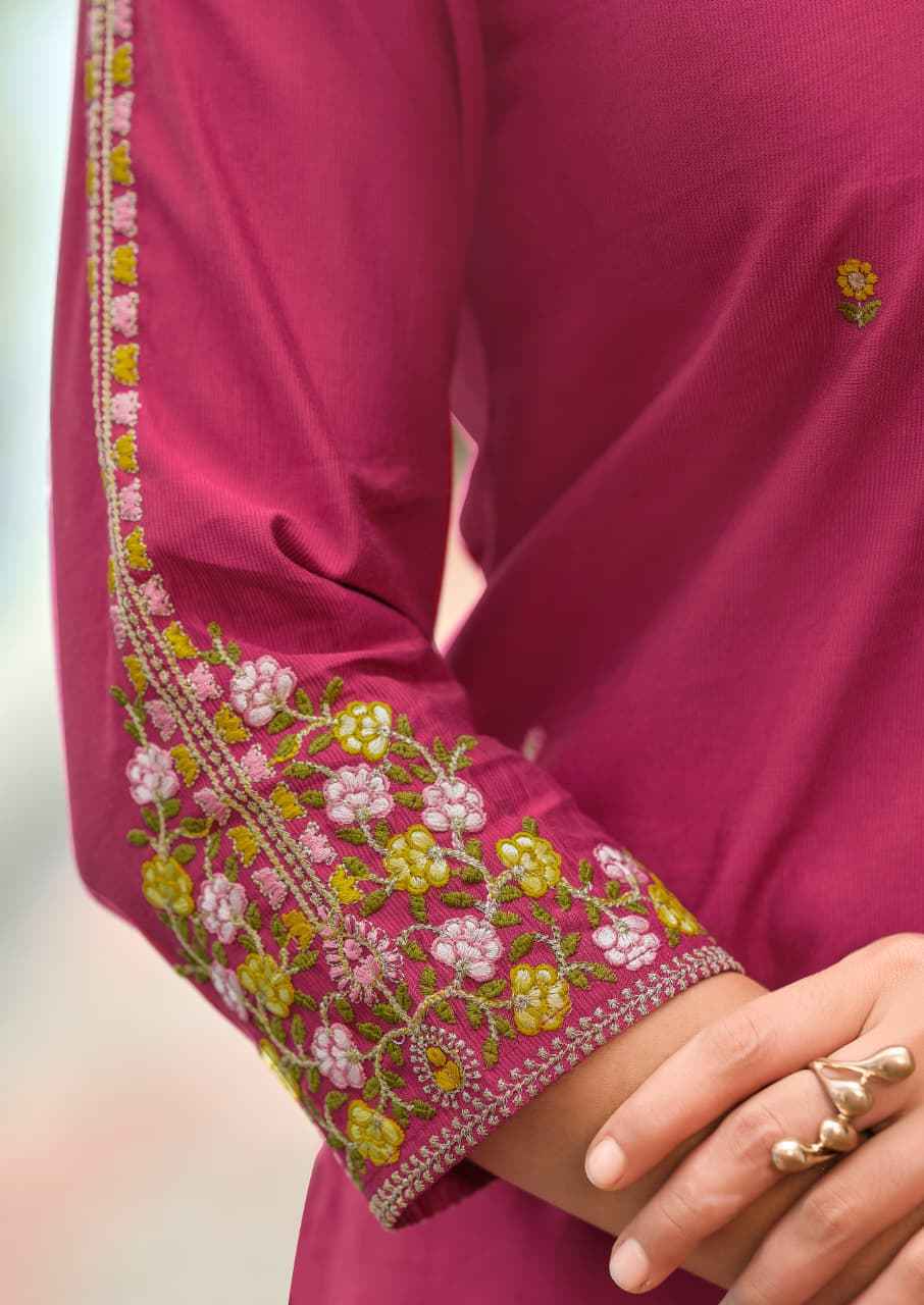 Woodee Hoor Viscose Kurti Combo 6 pcs Catalogue | Wholesale Textile Market Surat
